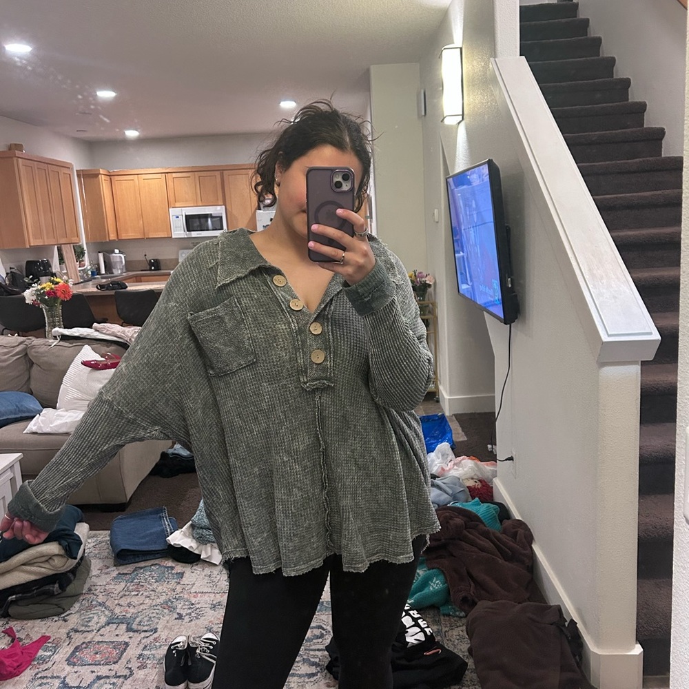 Women's Green Button-Up Top